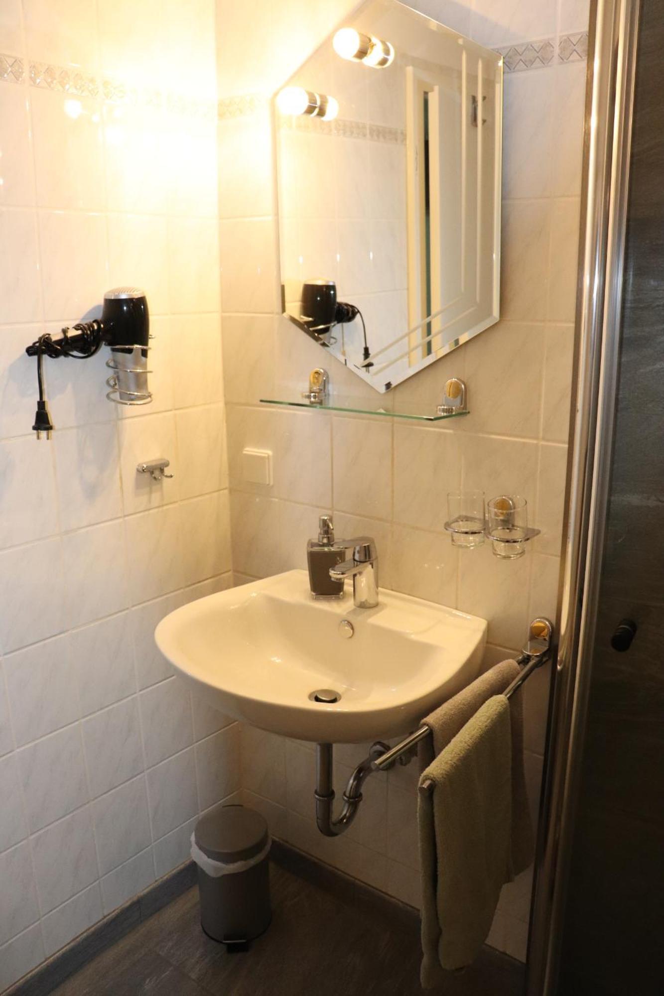Pension Und Apartment Landhaus Fricke Calden Ngoại thất bức ảnh